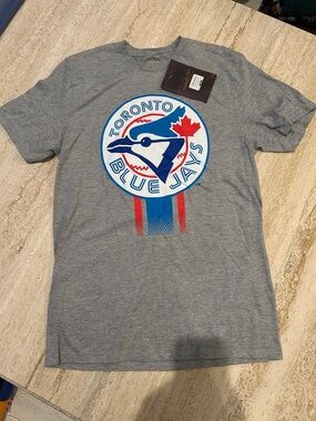 NEW 🆕 Mitchell & Ness Toronto Blue Jays Gray Logo Tee - Men's T-Shirt size M